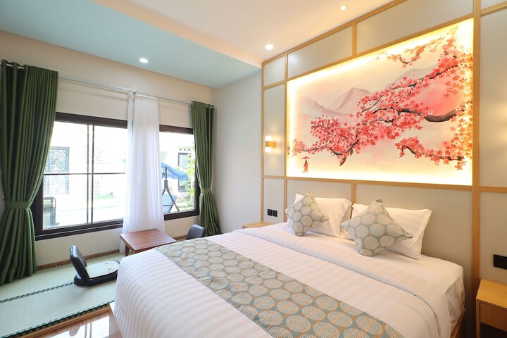 Room 21 of 36
