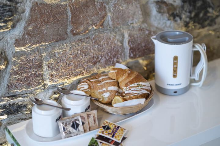 Breakfast/Coffee Service 77 of 112