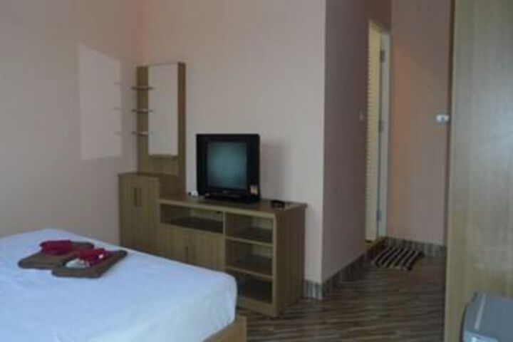 Room 48 of 56