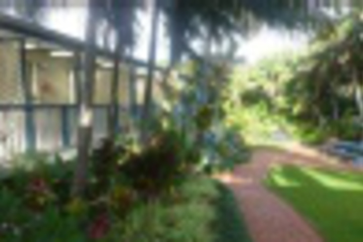 Room 100 of 180