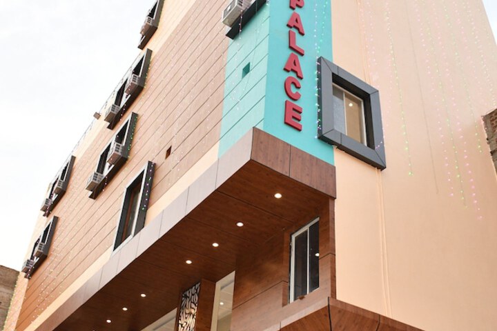 HOTEL KUSUM PALACE in Gaya