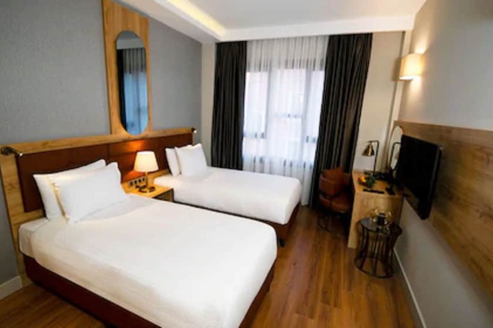 Room 58 of 110