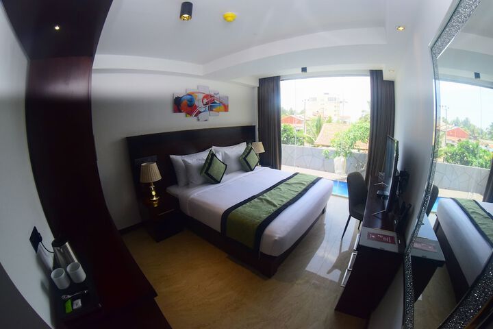 Room 10 of 73