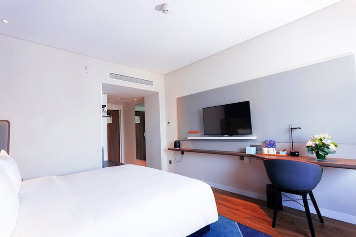 Room 10 of 54