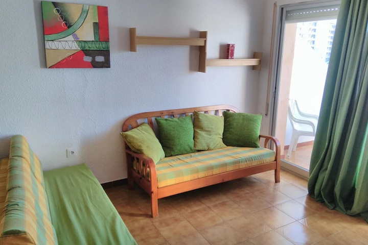 Room 4 of 13