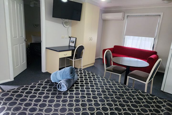 Room 11 of 51