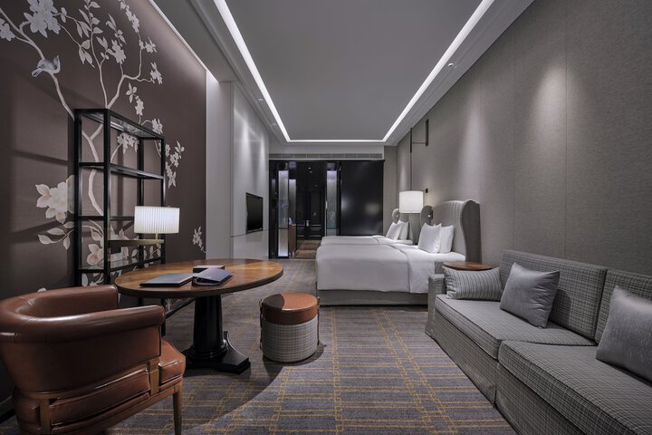 Room 22 of 65