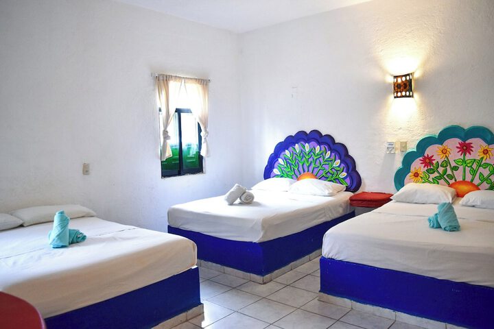 Room 4 of 17