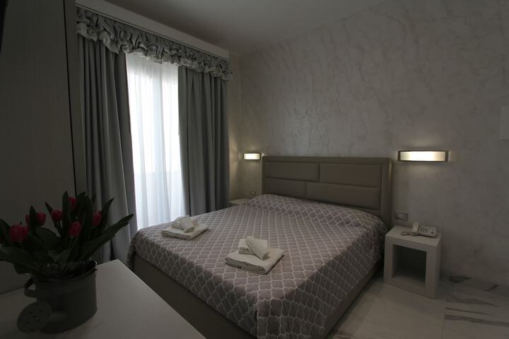 Room 18 of 89