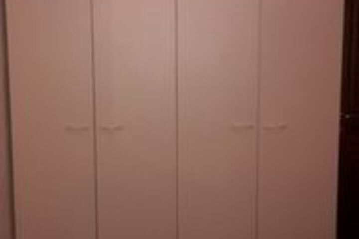Room 15 of 32