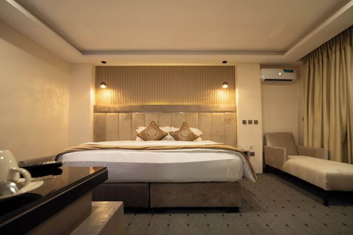 Vynedresa Hotel