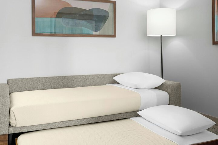 Room 7 of 27
