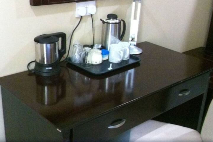 Breakfast/Coffee Service 24 of 71