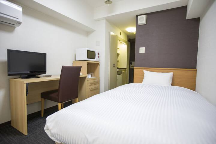 Room 20 of 53