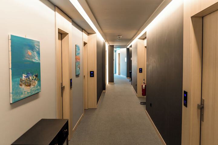 Ballroom/Hall 94 of 107