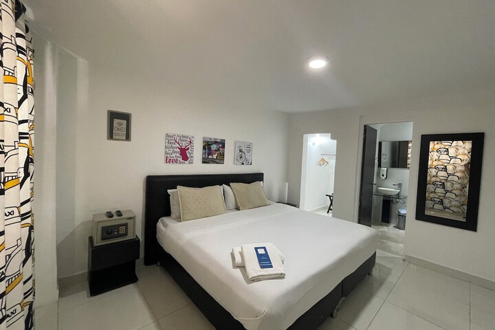 Room 8 of 45