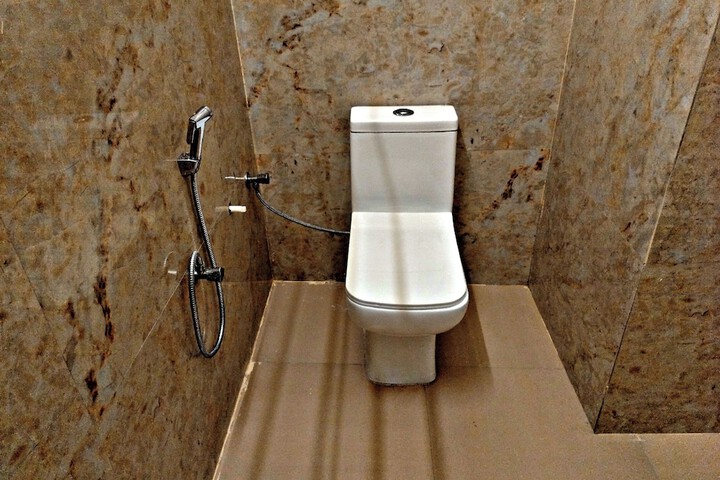 Room 30 of 47