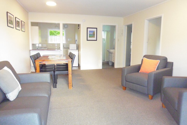 Room 32 of 44