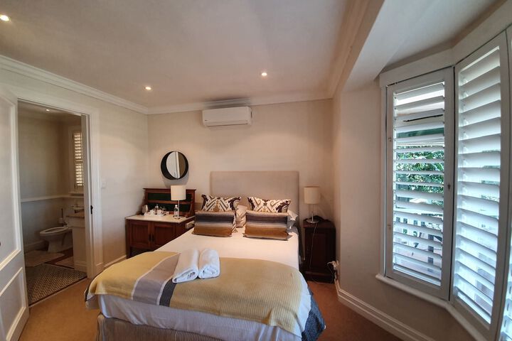 Room 9 of 31