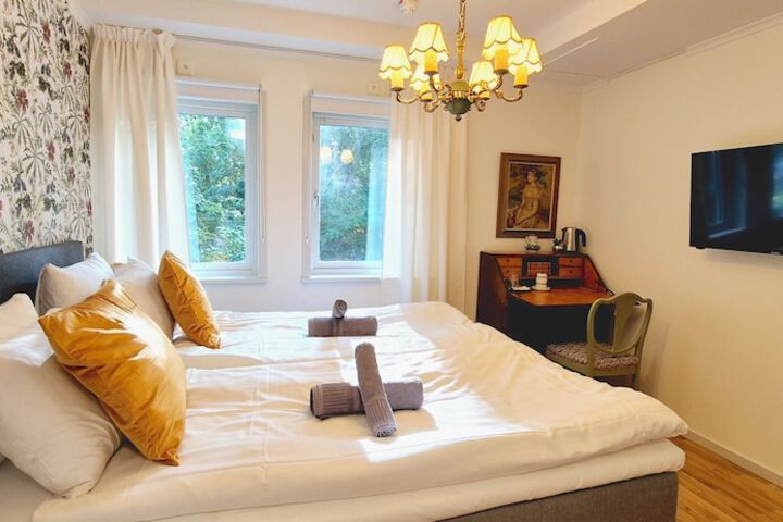 Room 18 of 68