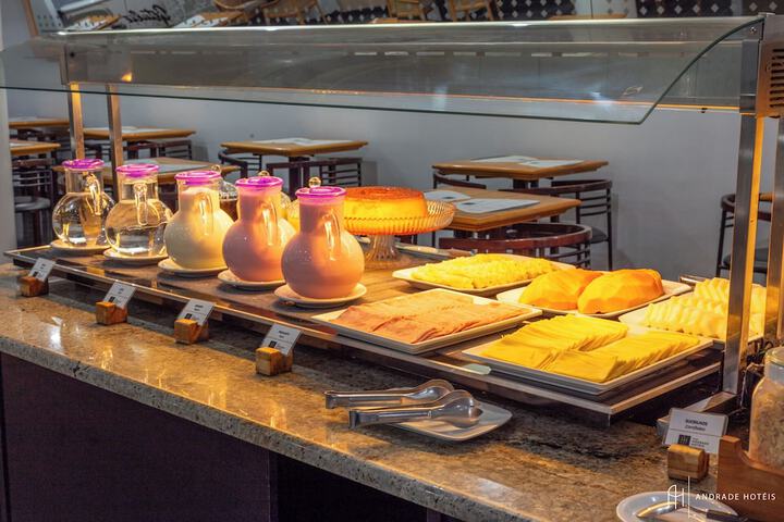 Breakfast/Coffee Service 39 of 67