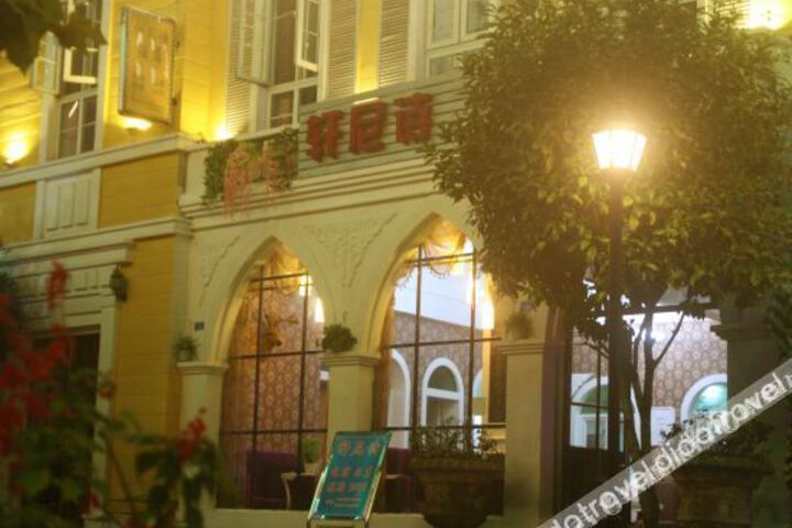 Hotel 3 of 35
