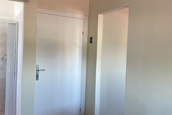 Room 48 of 99