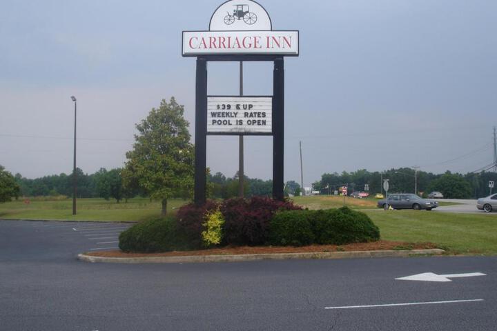 Carriage Inn in Lancaster, SC