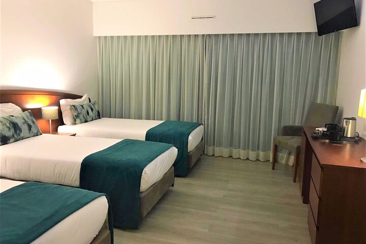 Room 5 of 61