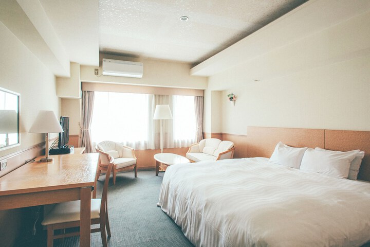 Room 9 of 71