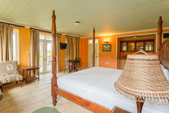 Room 4 of 48