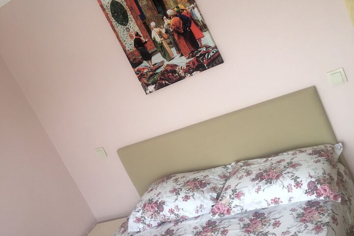 Room 3 of 21