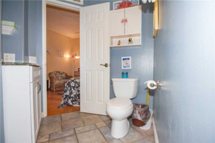 Room 2 of 25