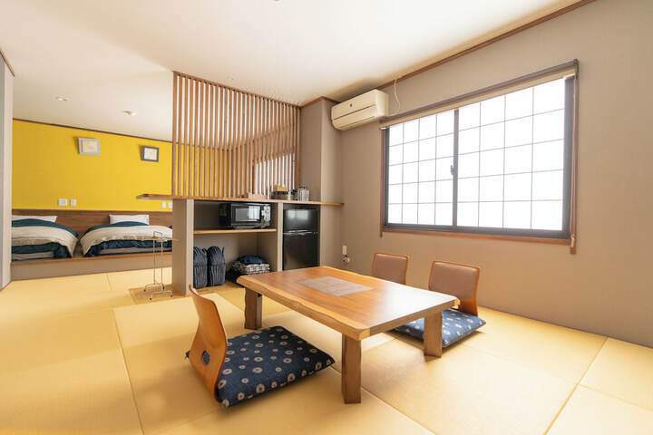 Room 12 of 36