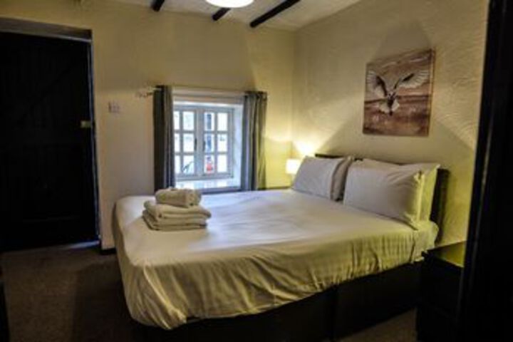 Room 19 of 40