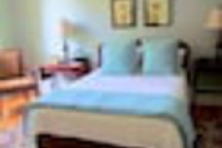 Room 29 of 174