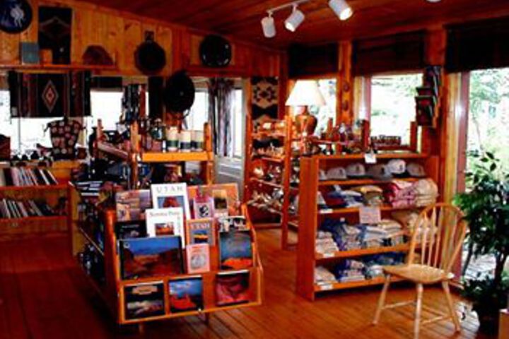 Gift Shop 7 of 12