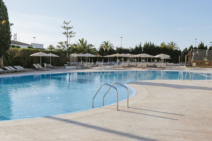 Pool Hotel