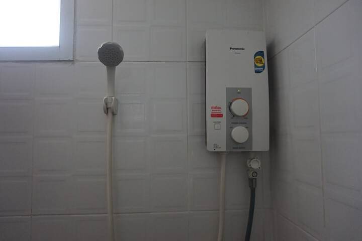 Room 17 of 25