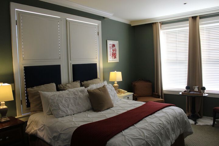 Room 16 of 56