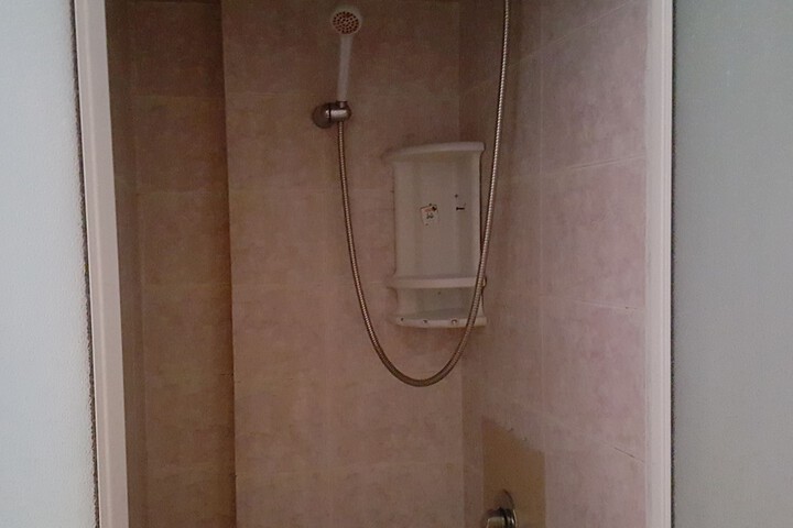 Room 15 of 16
