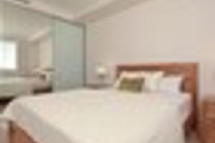 Room 26 of 255