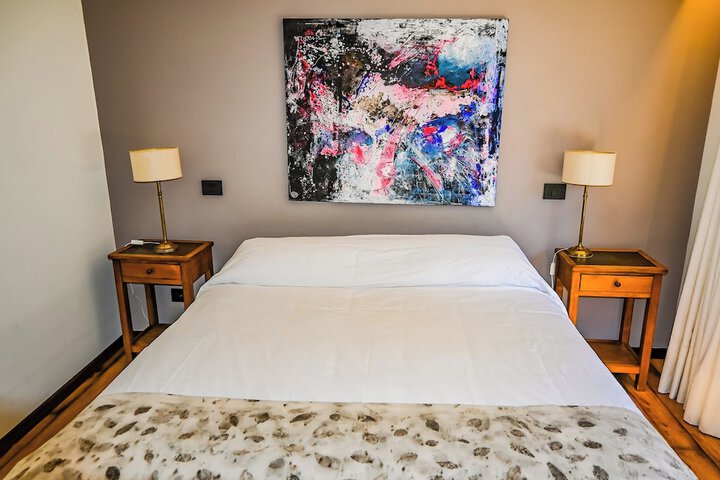 Room 7 of 36
