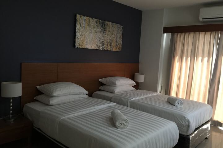 Room 19 of 59