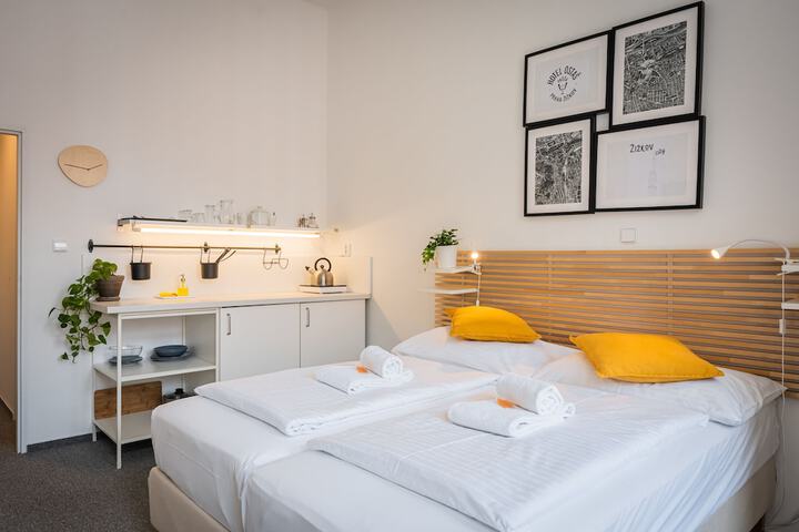 Room 30 of 105
