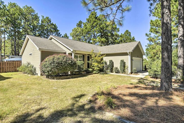 Idyllic Pinehurst Home Near Golf Course!