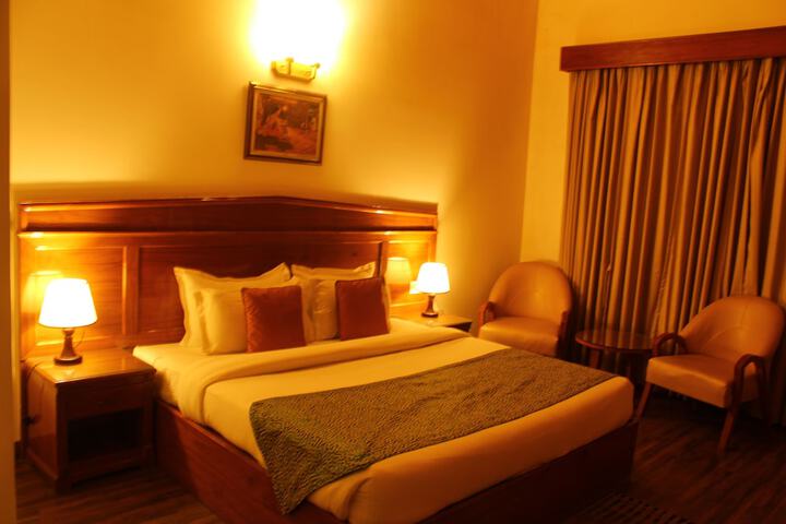Room 5 of 56
