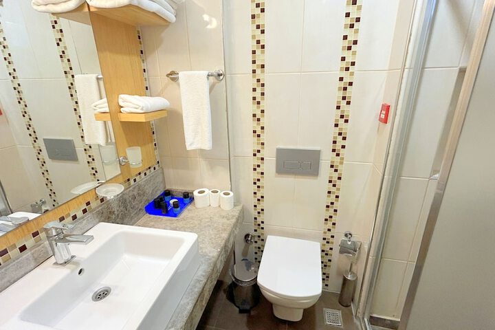 Room 48 of 110