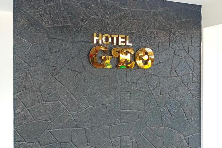 General 2 of 28