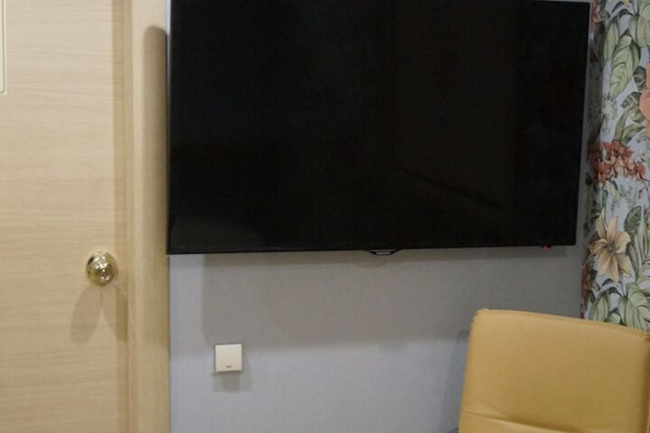 Room 8 of 26